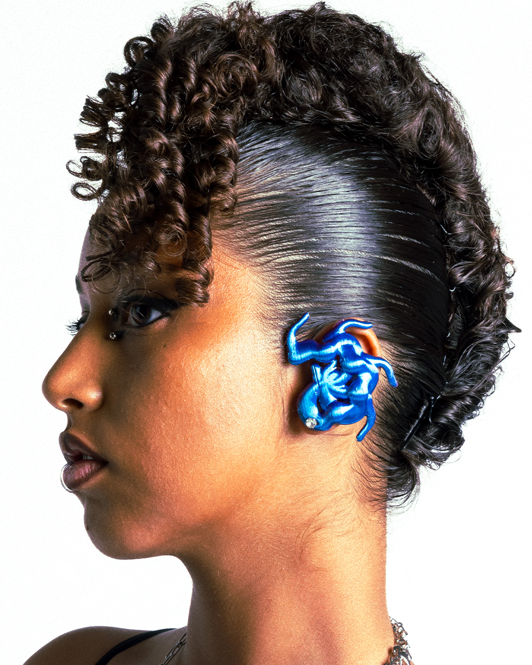 1.002earpiece.obj